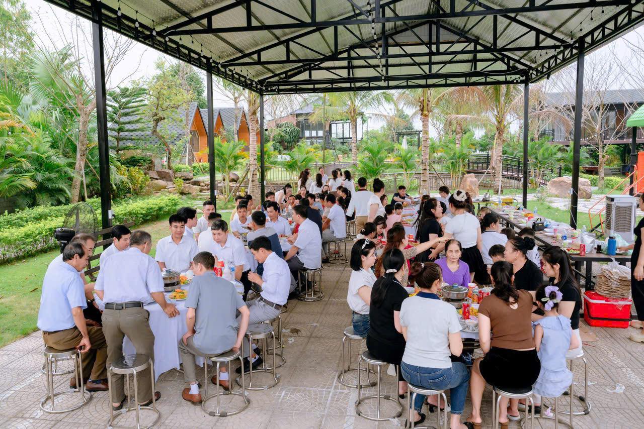 Khu nhà ăn rộng rãi thoáng mát